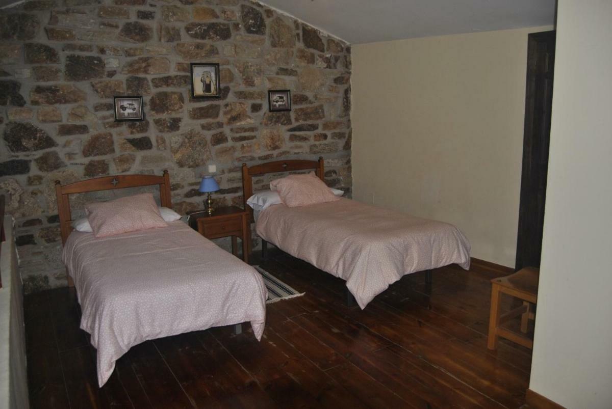 El Pozo Villa La Serna del Monte Luaran gambar